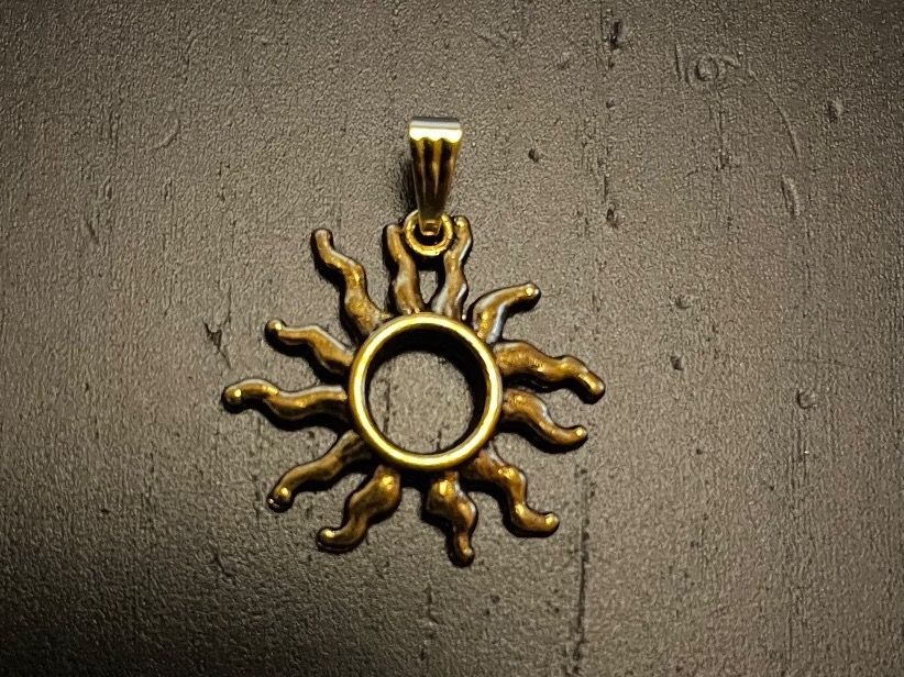 Ciondoli: Amulett/ Anhänger Sonne – Nuovo (secondo la descrizione) da Gams venduto da Mariawicca
