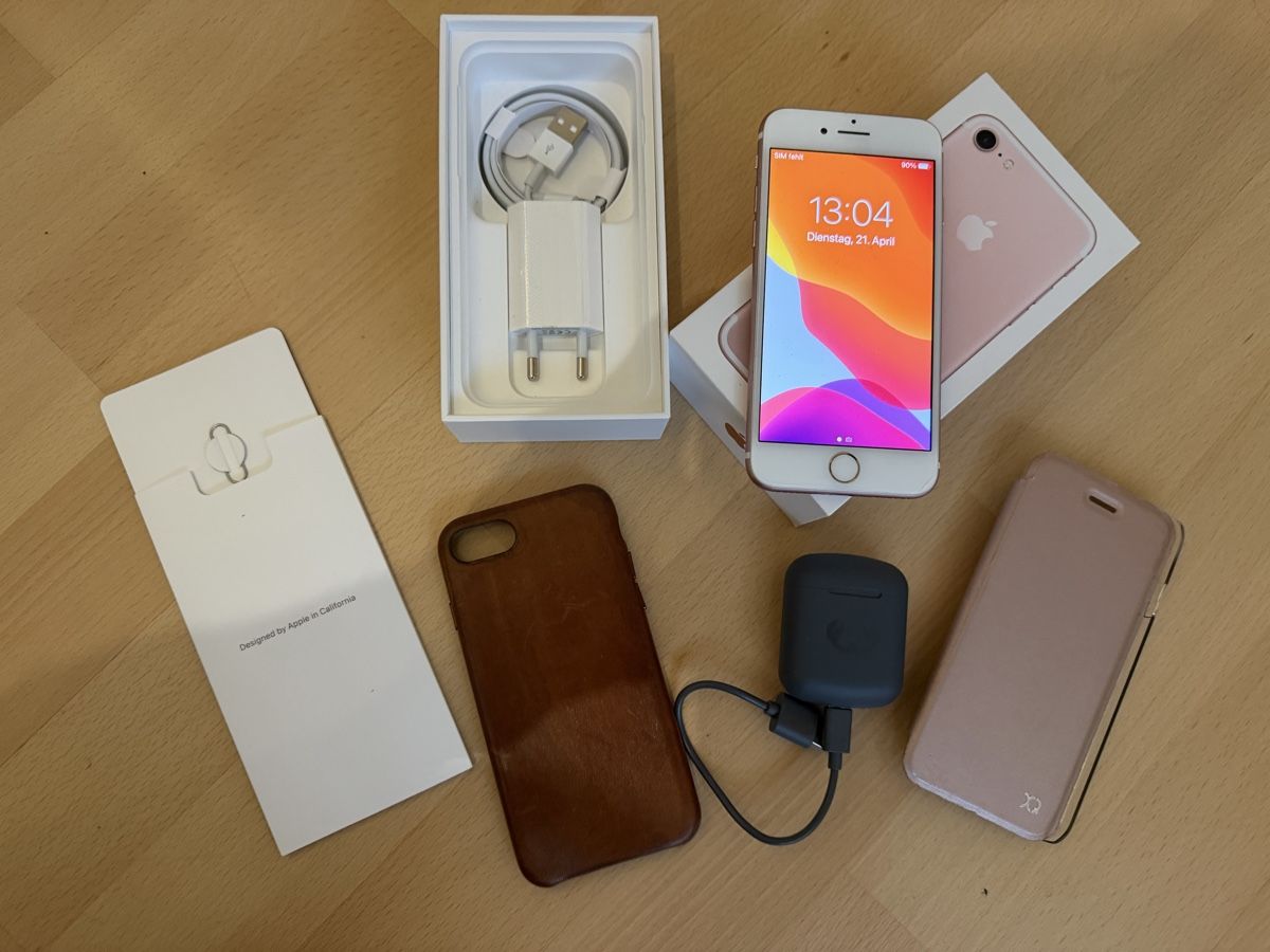 Apple Handys / Smartphones: Apple iPhone 7 128gb Rosagold – Gebraucht aus Uznach von enrico06 1