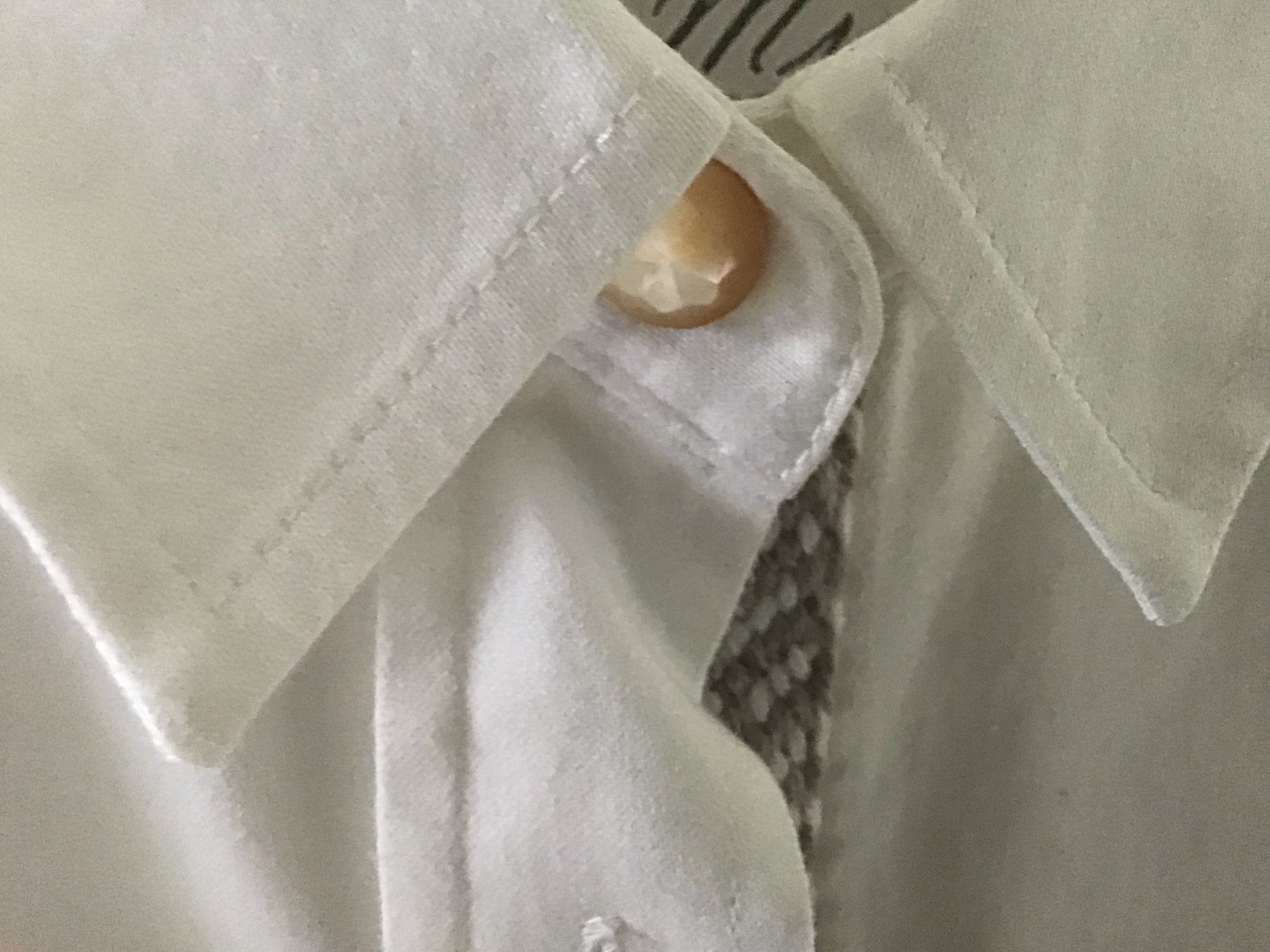 Blusen: BY MI HAMBURG WEISSE BLUSE GR. 36 – Gebraucht aus Glattfelden von ire_w6h2 6
