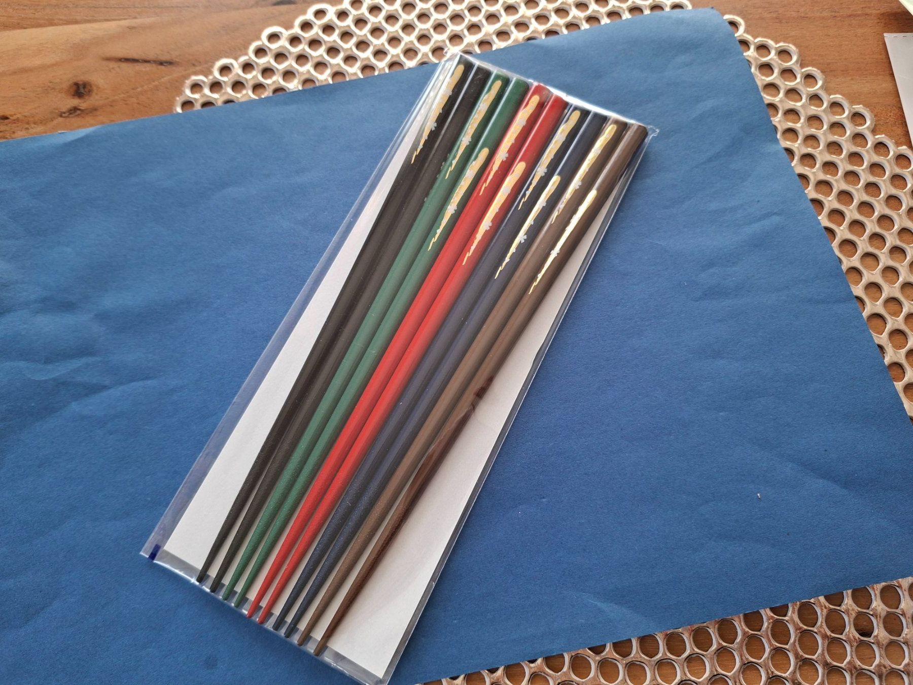Bestecksets: Made in Japan lacquerware CHOPSTICKS set/Stäbchen/SAKURA! – Neu (gemäss Beschreibung) aus Goldach von mamakotzi 1