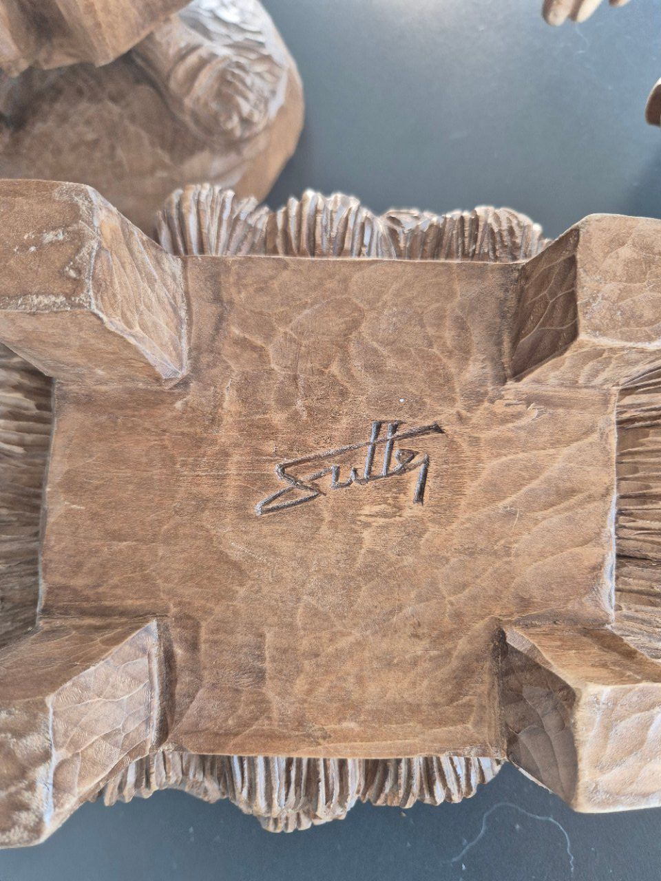 Toutes les décorations: Krippe gross-echtes Holz von Schnitzer CH Sutter – D'occasion à Lalden par aneleh58 9