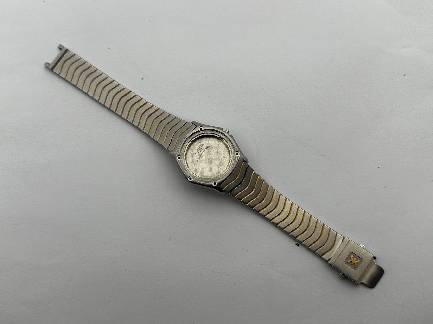 Ebel Uhren: Ebel Sport Classic Wave Gehäuse mit Band ref: 184908 – Gebraucht aus Brüttisellen von AlphaOmega05