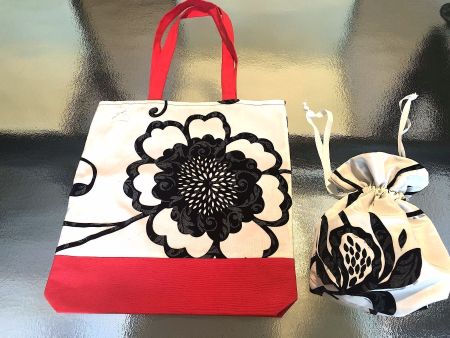 Sac avec nécessaire  / Tasche mit Necessaire