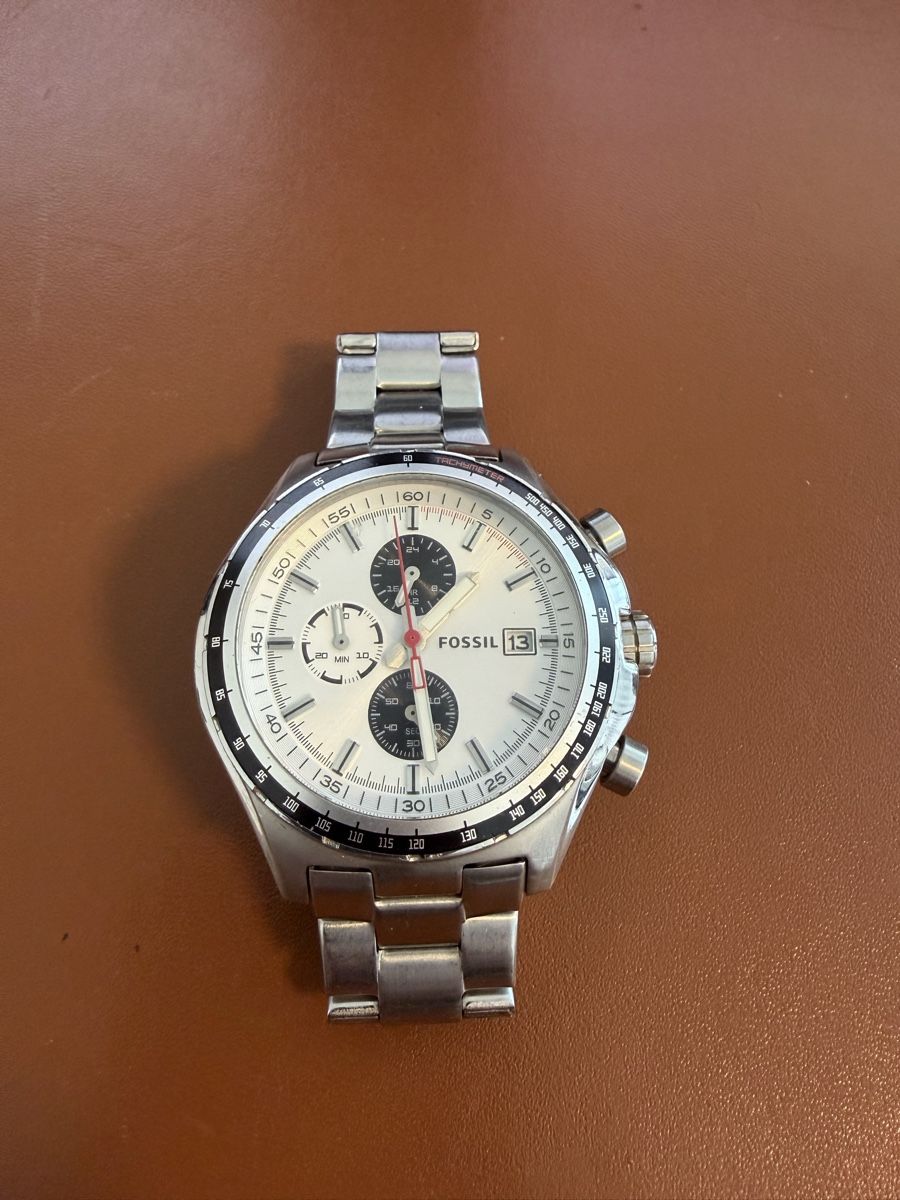 Fossil Orologi: Fossil Watch in white dial – Usato da Thalwil venduto da hig_f7dy