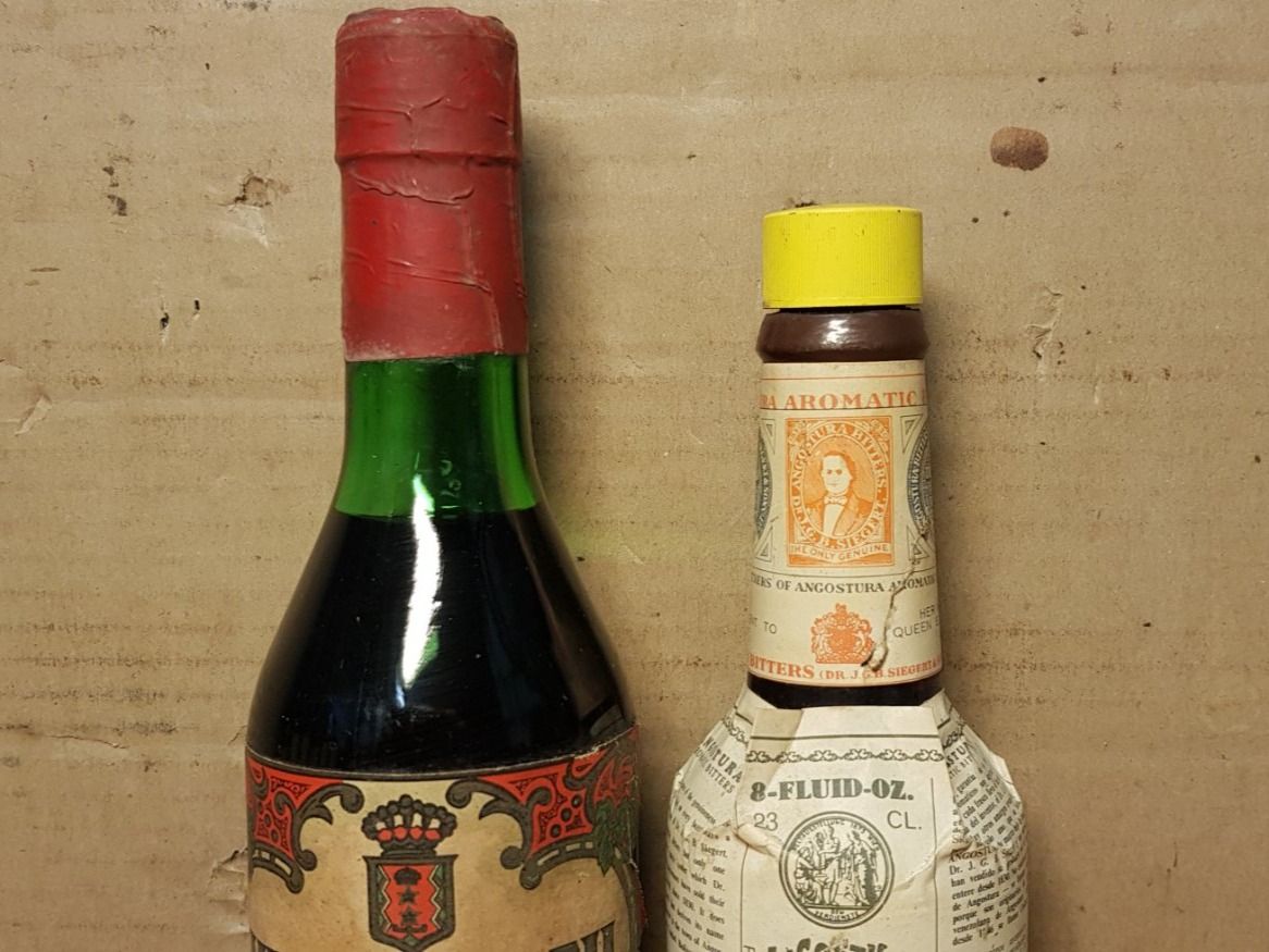 Spirituosen: 2 uralte seltene Fl. Apéro / Liqueur, ca. 50/60's. – Neu (gemäss Beschreibung) aus Schöftland von Topdeal4 2