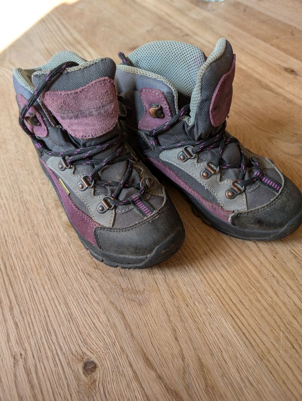 Everest Scarpe per ragazzi: Wanderschuhe, Gr. 32 – Usato da Winterthur venduto da voan 1