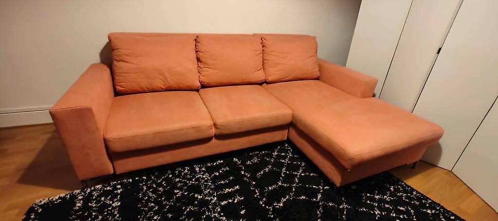Sofas: Grand canapé d'angle convertible / Large Corner Sofa bed – Gebraucht aus Genève von jul_wqg8