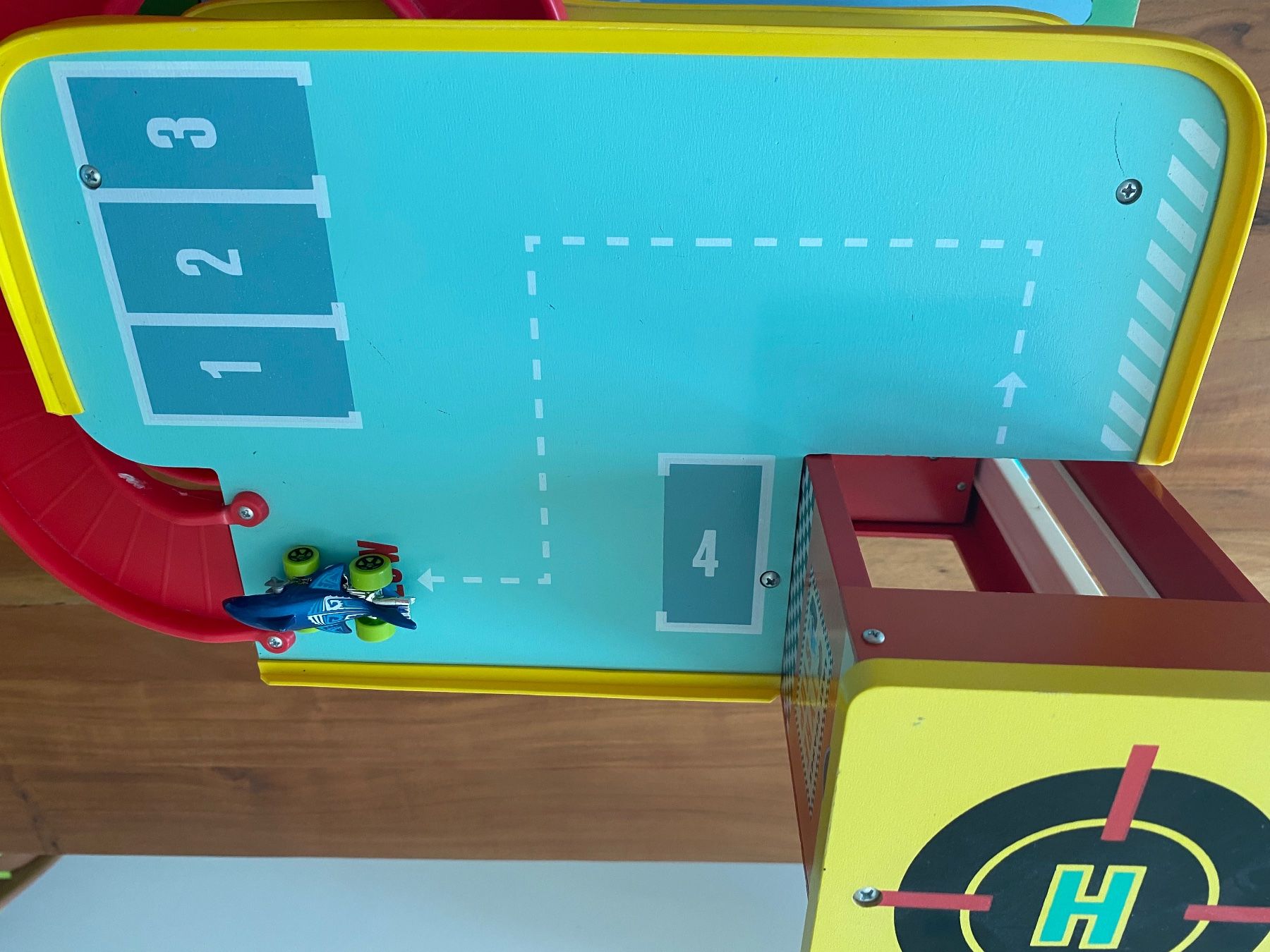 Jouets: Garage Holz Kinder – D'occasion à Zürich par ter_6v82 3