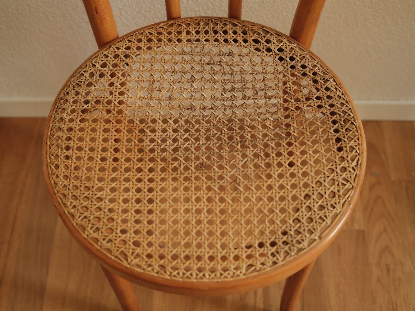 Chaises: Toller antiker Holzstuhl – D'occasion à Thun par angerber 3