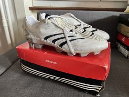 Adidas Predator Absolute Fussballschuh