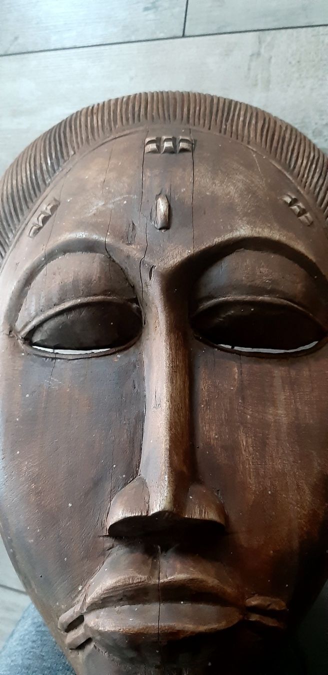 Arte internazionale: Schöne alte Maske  -  Holz  -  Afrika – Usato da Tagelswangen venduto da BrigittaC01 5