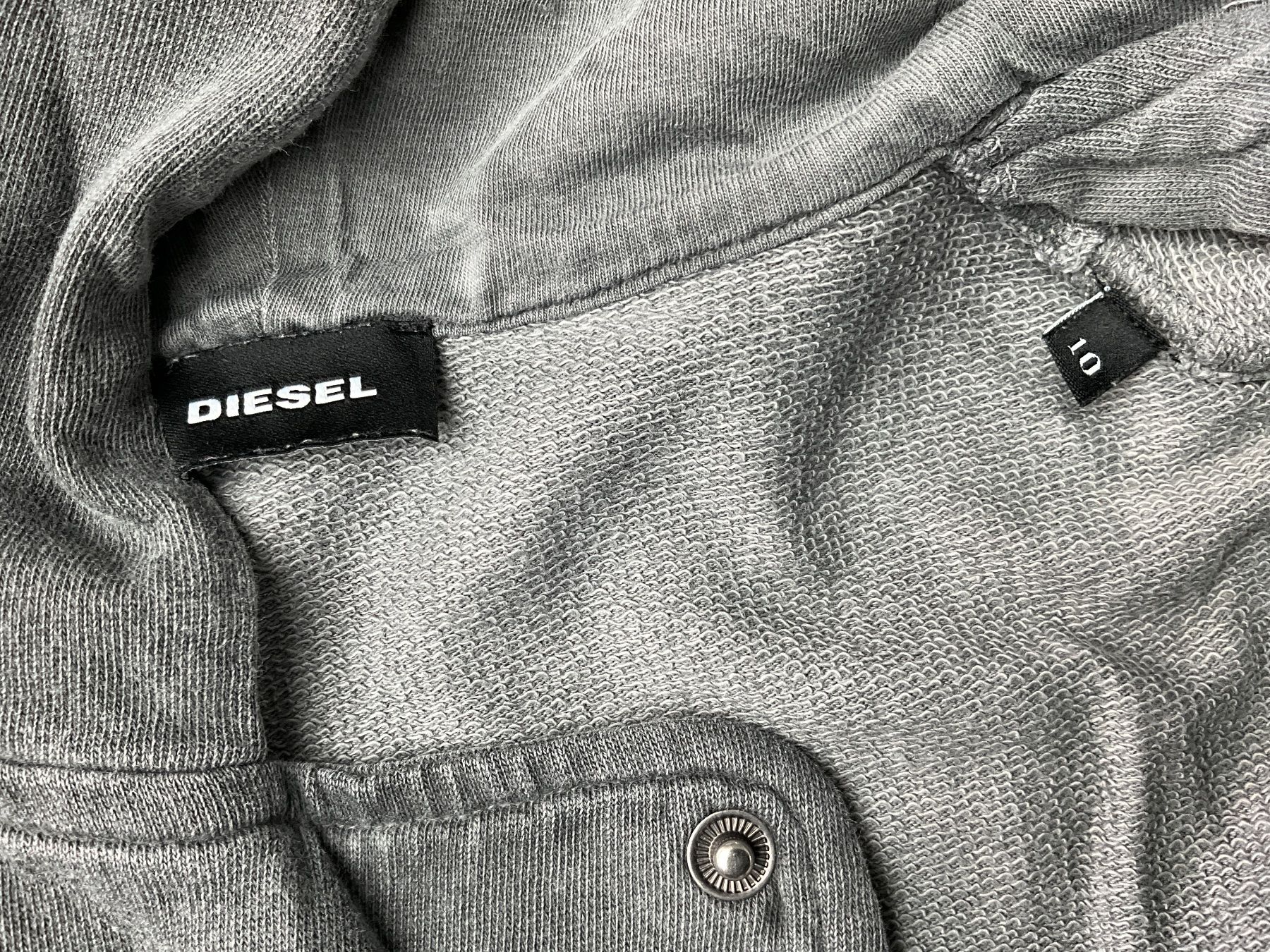 Diesel Maglioni & Felpe: Pullover, DIESEL, Knaben, 10Y – Usato da Stäfa venduto da Rbeerli0 6