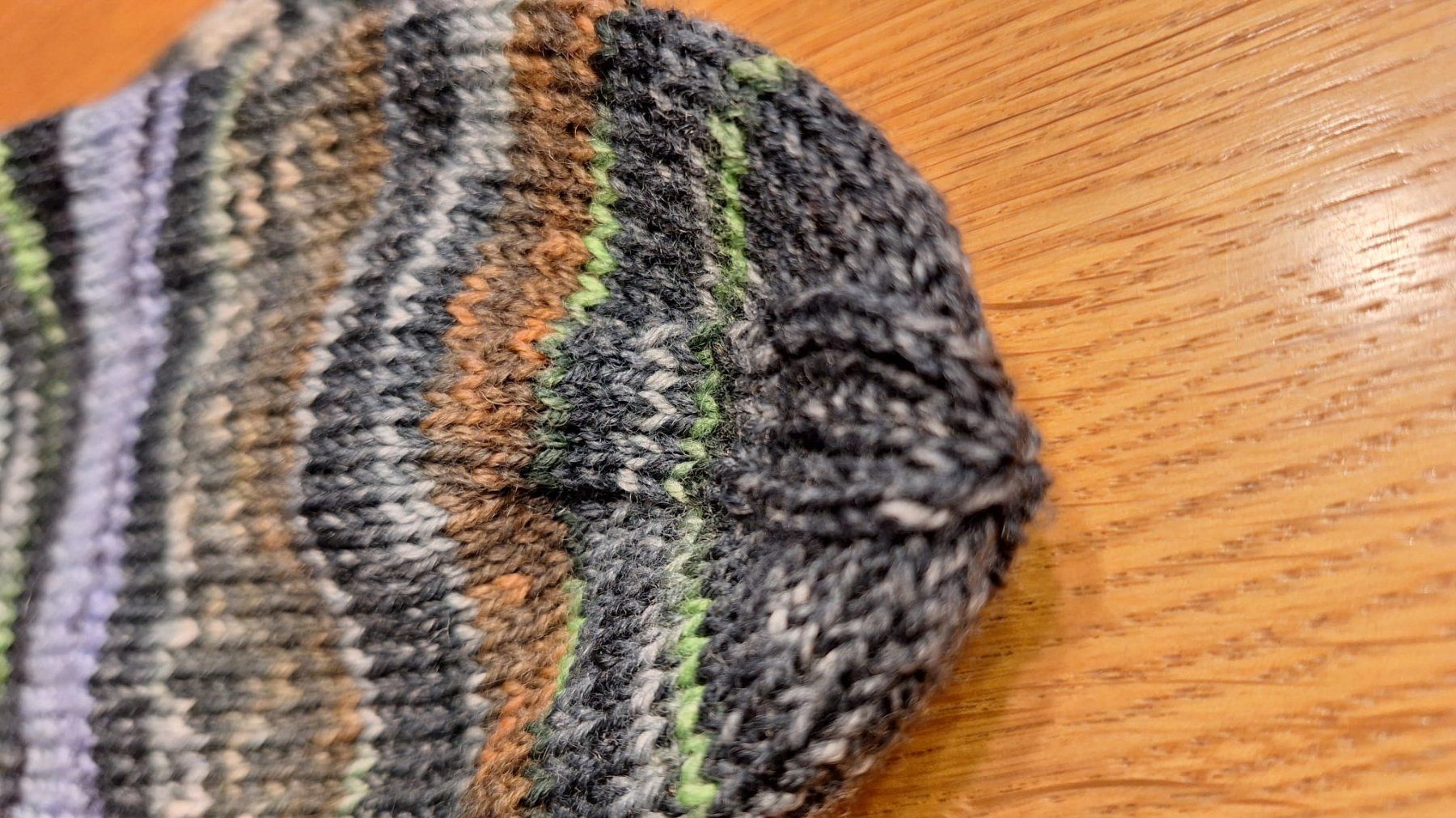 Calze: handgestrickte socke 38/39 – Nuovo e nell'imballaggio originale da schönenwerd venduto da ebulum 1