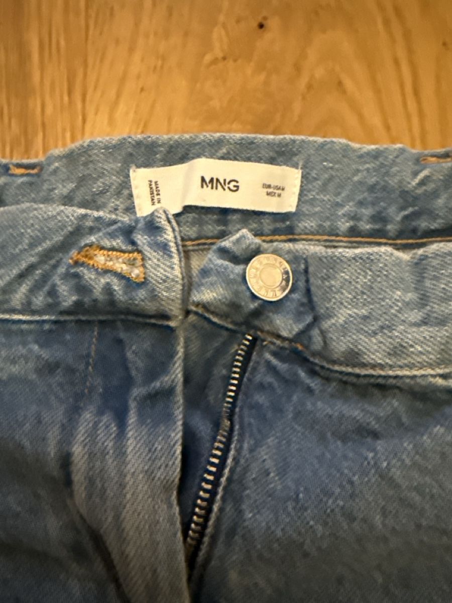 Mango Gonne: Mango denim mini skirt, size M, perfect for summer! – Nuovo (secondo la descrizione) da St-Gingolph venduto da Ynatka 1