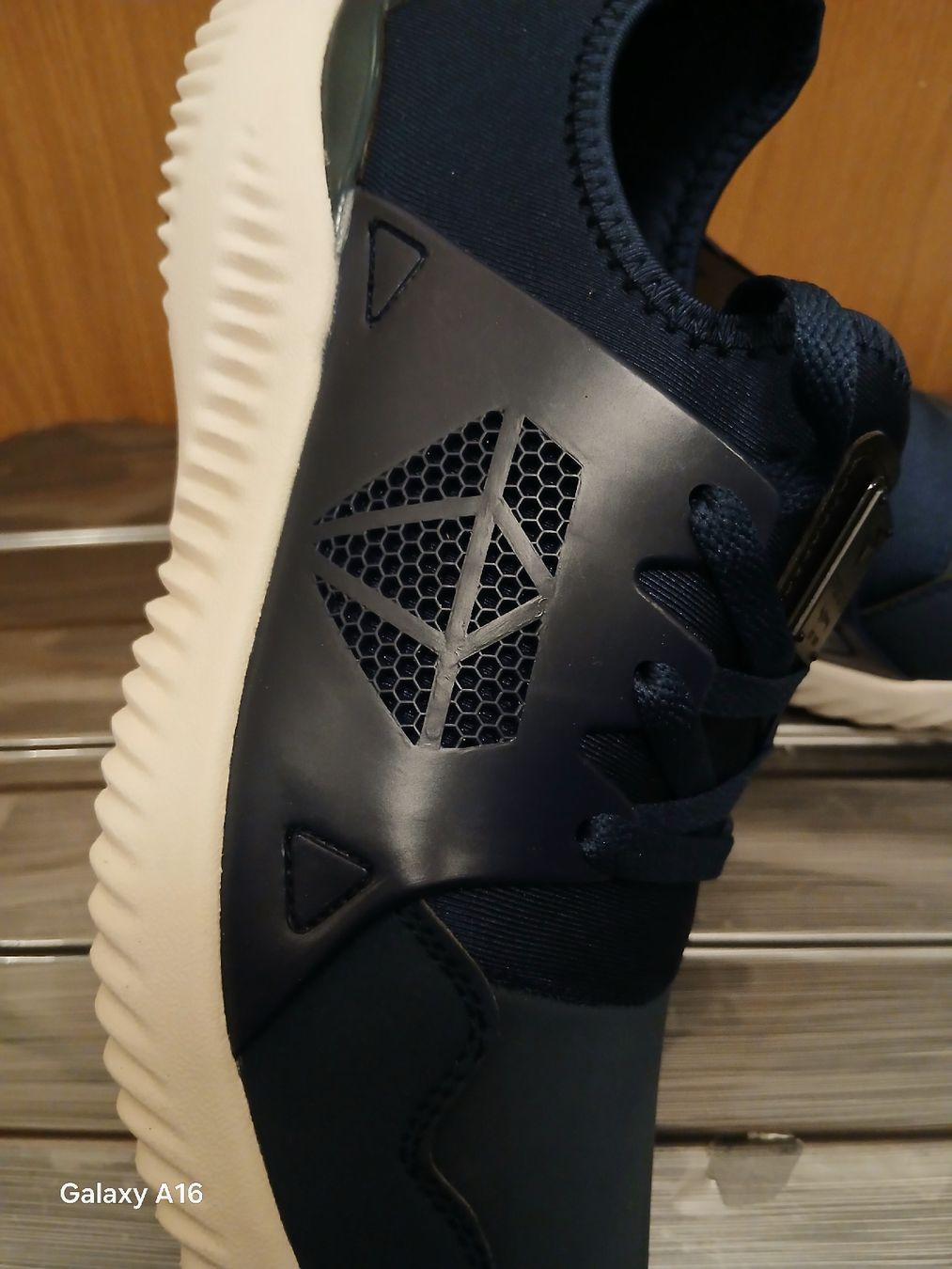 Scarpe da uomo: Baskets Born Rich neuves jamais portées – Nuovo e nell'imballaggio originale da Genève venduto da Martinbng 6