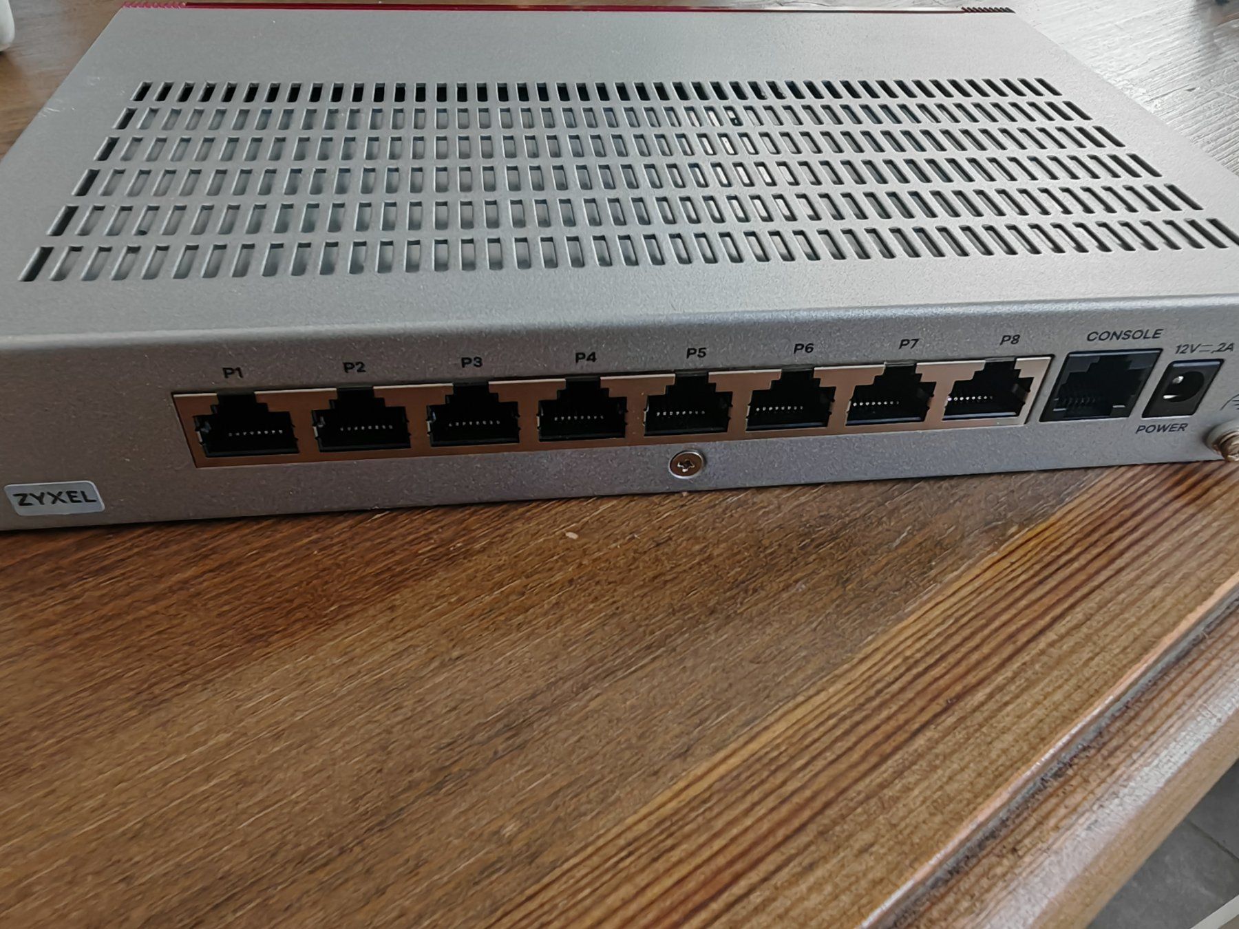 Zyxel Pare-feu: Zyxel Firewall – D'occasion à Schönenbuch par sgn_pw79 1