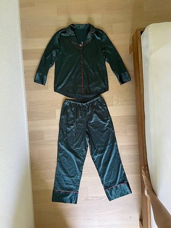 Satin-Pyjama, Gr. S-M