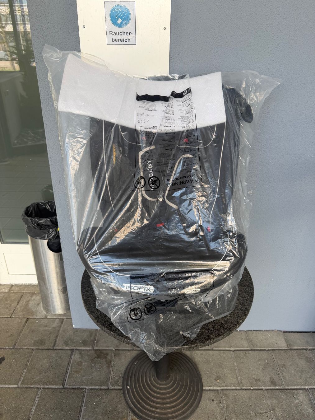 Seggiolini per auto: Kindersitz mit Isofix bis 36kg – Usato da Zürich venduto da taluska01