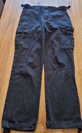 Schwarze Cargohose Grösse 34
