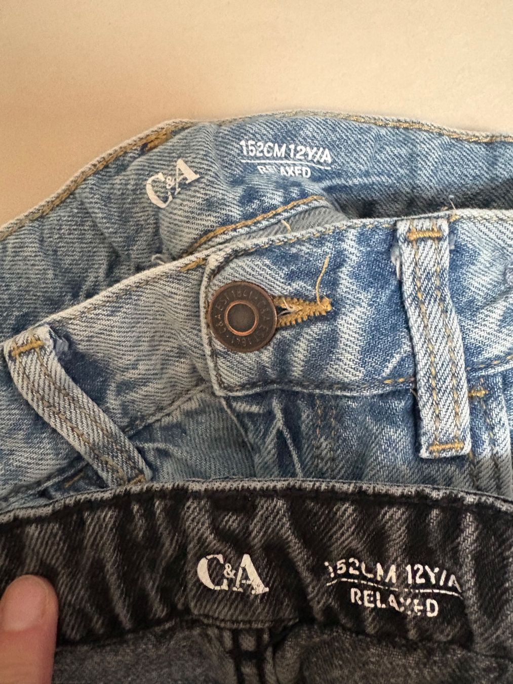 C&A Pantalons: Jeans 152 Packet – D'occasion à Oberwil-Lieli par mil_z56m 2