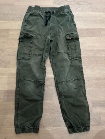 Grüne Cargo Hose Gr. 158