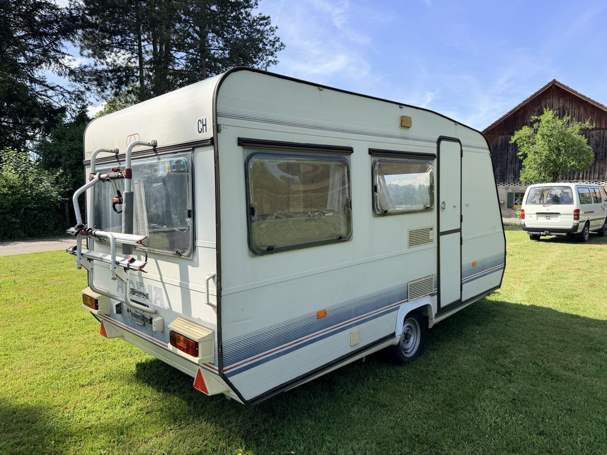 Adria Véhicules de camping: Adria Wohnwagen Optima 440 TQ – D'occasion à Mühlau par Snackbitez 2