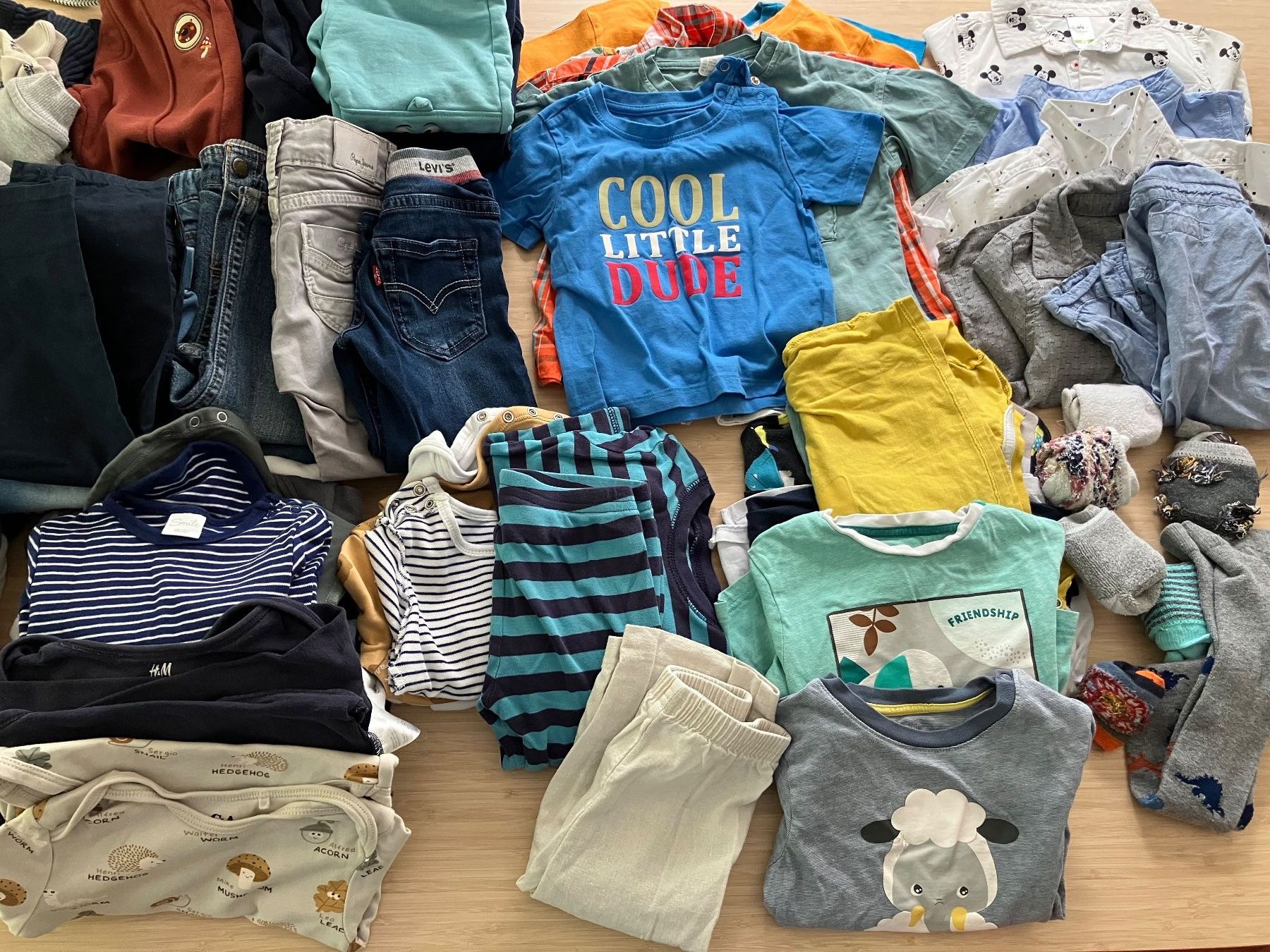 Ensembles coordonnés: Jungs Kleiderpaket Grösse 80-92 – D'occasion à Rüschlikon par bananenschale 1
