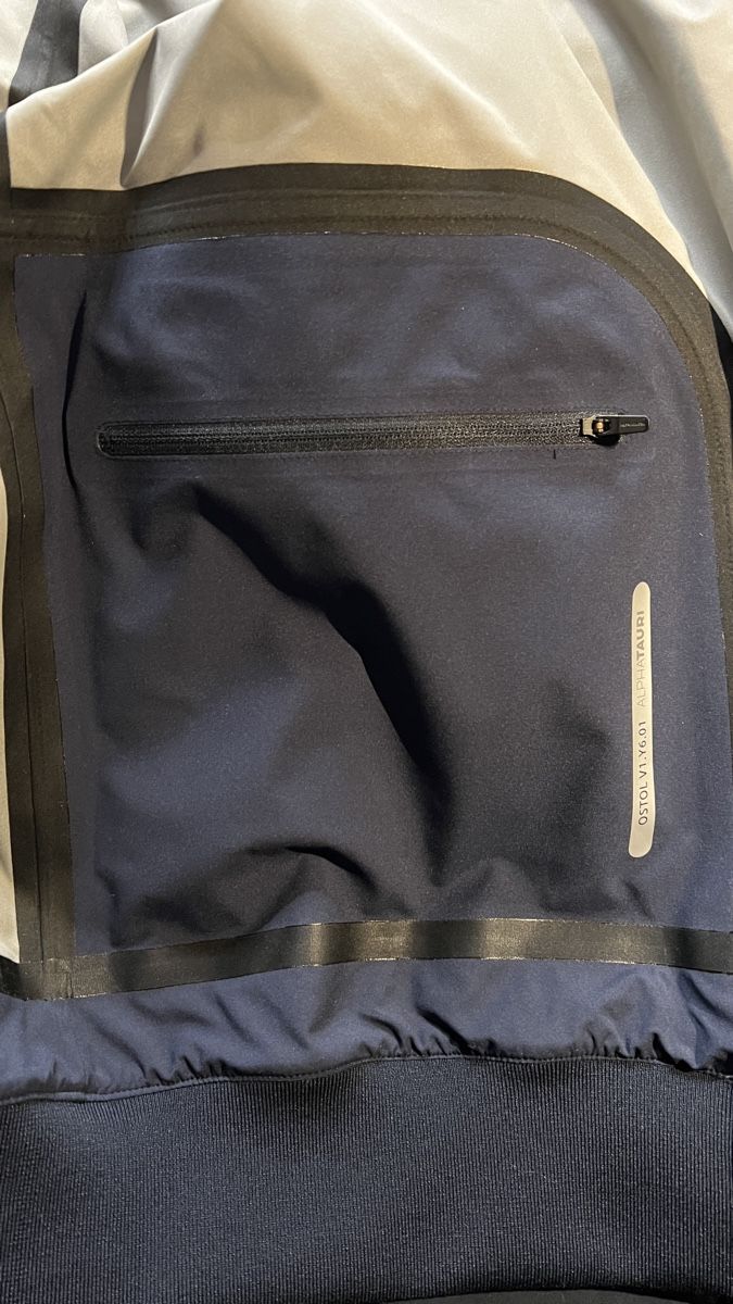 Jacken: Alpha Tauri Regenjacke – Neu (gemäss Beschreibung) aus Erlenbach ZH von lin_tlt6 2