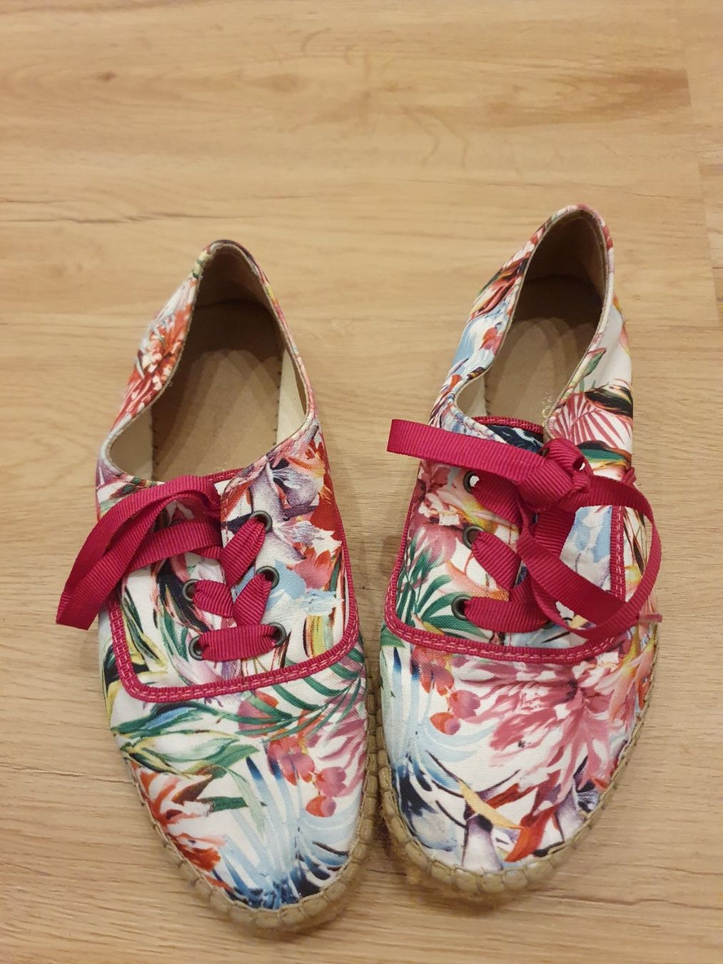Scarpe da donna: MACARENA Espadrilles Blumen, floral & pink, Gr. 36 – Usato da Heinrichswil venduto da sabi2809 1