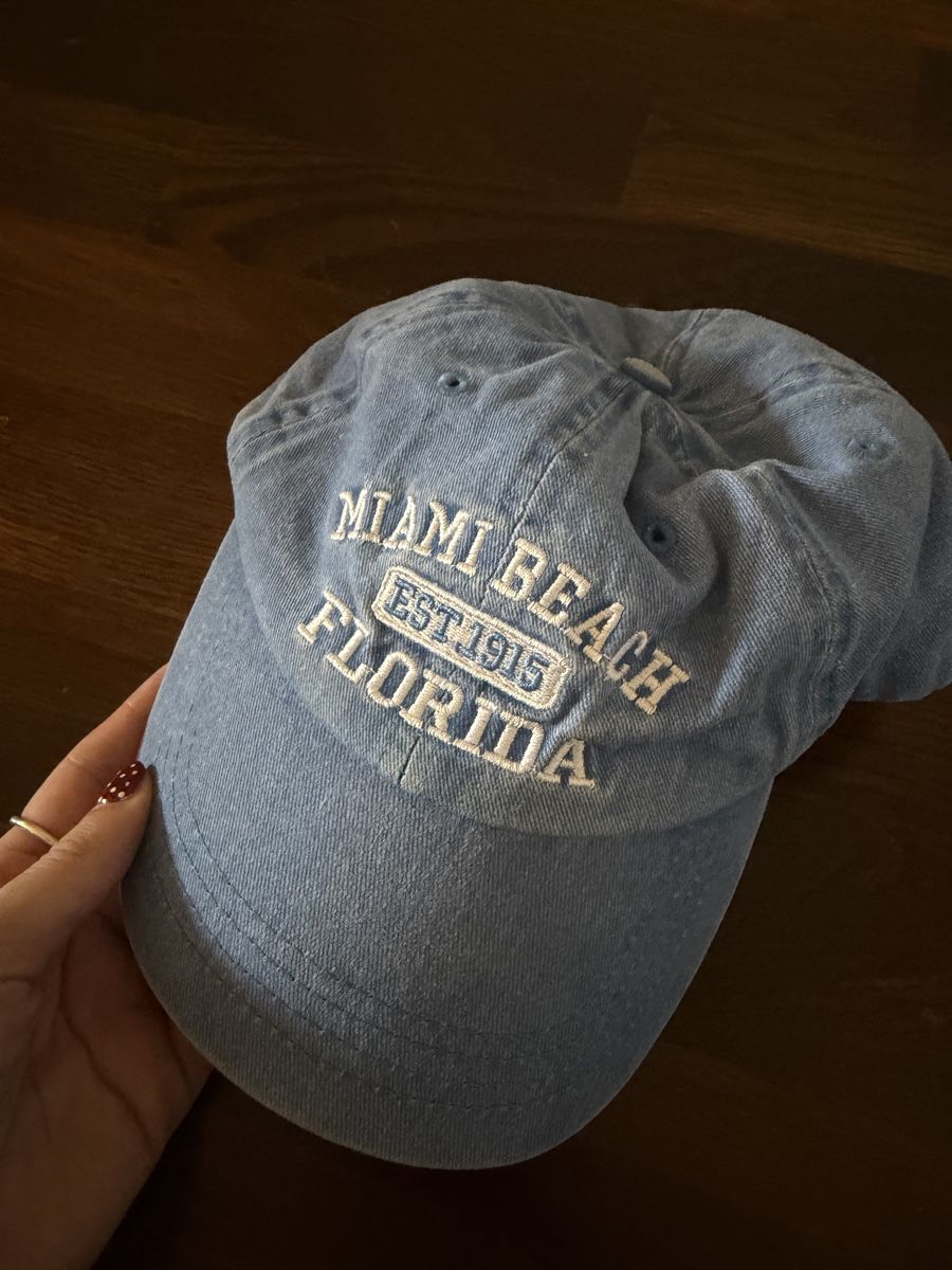 Copricapi, berretti & cappellini: Miami Beach Florida Baseball Cap Light Blue Used – Usato da Zürich venduto da Rochfordevelyn 1