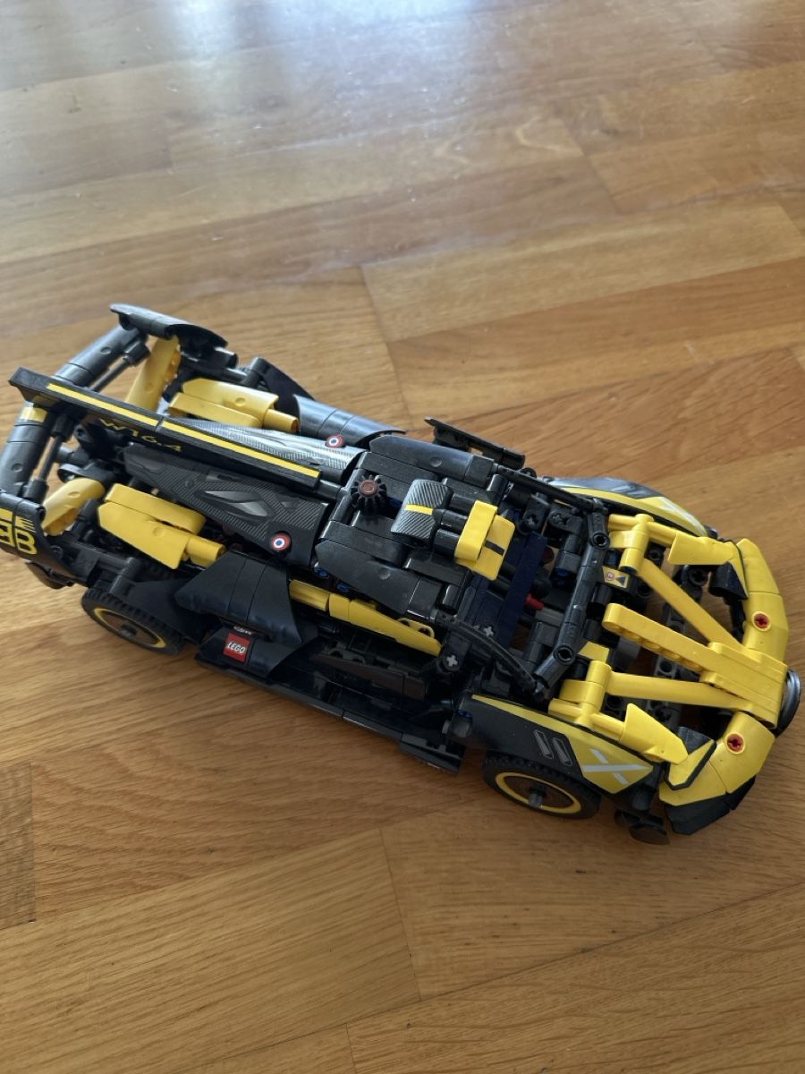 Bugatti Modellautos: LEGO Technic 42083 Bugatti Chiron - Top Zustand! – Gebraucht aus Bülach von Getu5