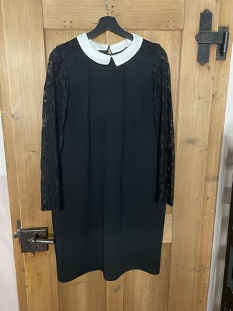 Edles Kleid mit abnehmbarem Kragen elegant
