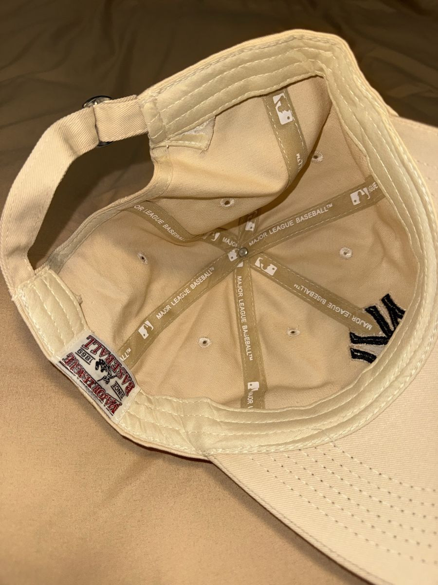 Sonstige Kleidung & Accessoires: New era cap neu beige – Neu und originalverpackt aus Wetzikon ZH von shey7 1