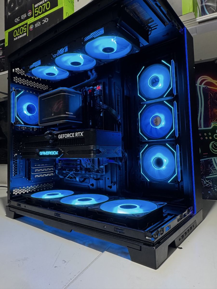 Amd PCs: Gaming pc +Ai workstation 5090+ 9950X3D 4 tb ssd+ 64 ram – Neu und originalverpackt aus Zürich von Pc-Custom-ZH 9