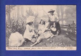 ENFANT - Dans les champs