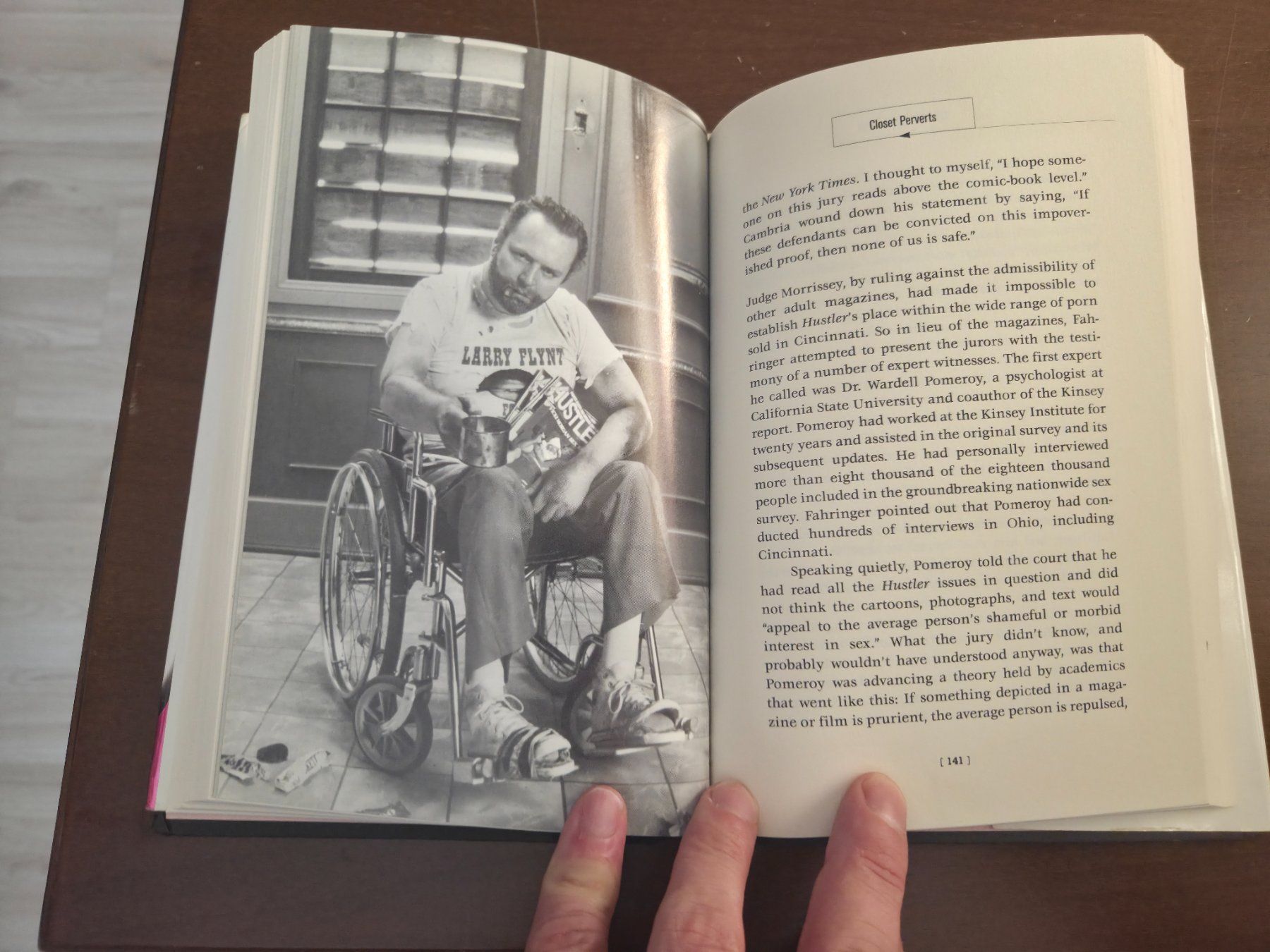 Libri: Larry Flynt An Unseemly Man 1996 First Printing – Usato da Aldesago venduto da lusuardi 6