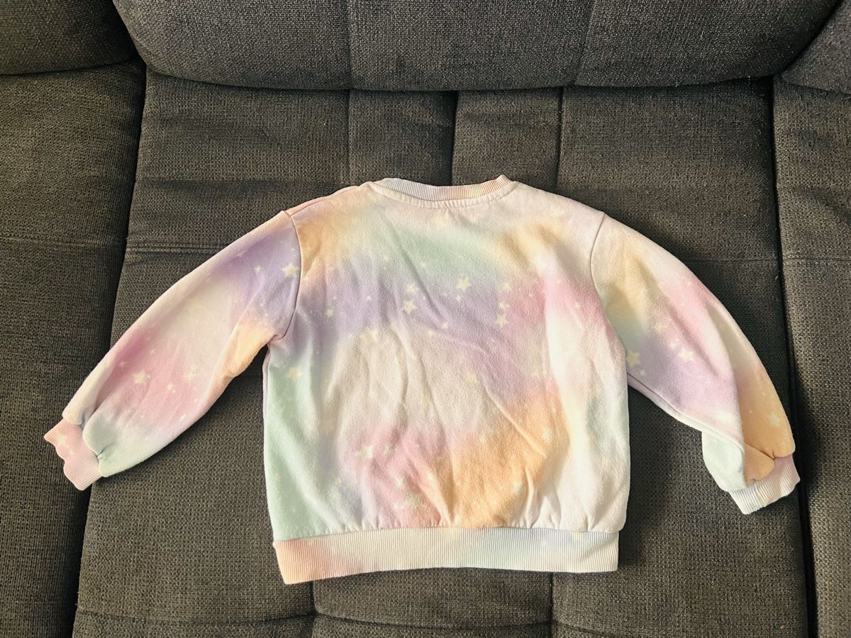 Pullover & Sweatshirts: Süsser Care Bears Pullover, Grösse 110/116 – Gebraucht aus Dietikon von Laiijka 1