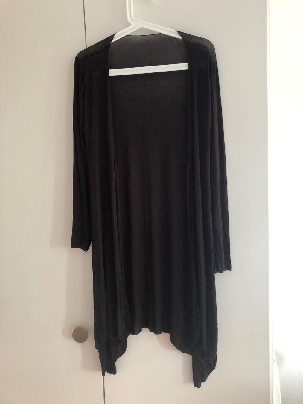 Giacche: JACKE  Strick-Cardigan SCHWARZ – Nuovo (secondo la descrizione) da Adliswil venduto da Majeska 2