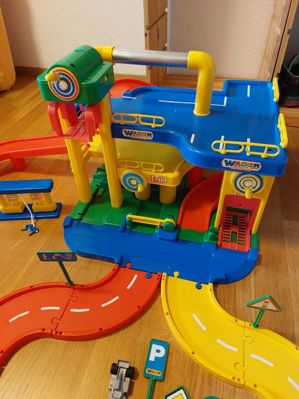 Giocattoli: Kinderspielgarage – Usato da Kaufdorf venduto da s_bo 3