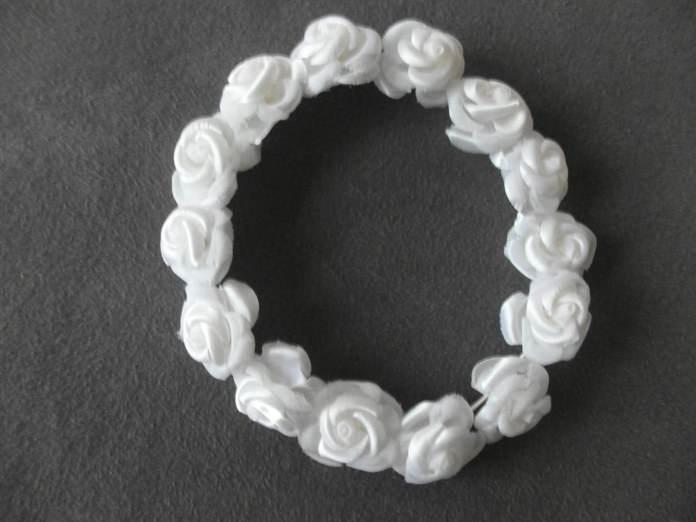 1.Kommunion Kränzchen aus den 60er Jahren (Gebraucht) in Schönenbuch ...