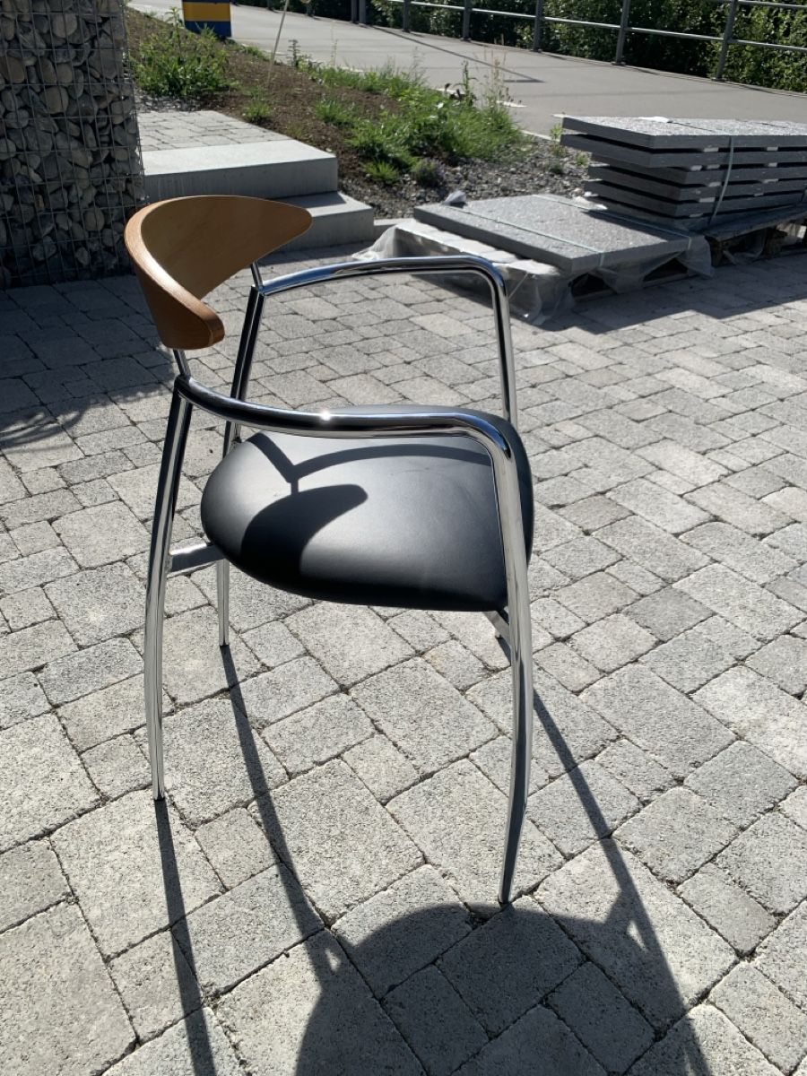 Stühle: Vier Stühle – Gebraucht aus Goldach von sim_6w5n