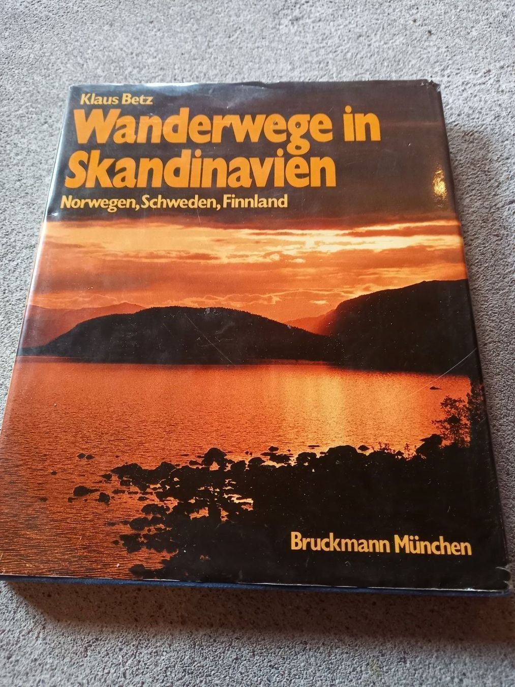 Libri: Buch Wanderwege Skandinavien – Usato da Frick venduto da sika1960