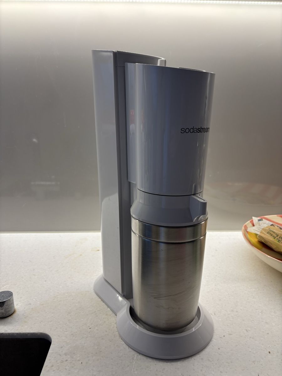 Sodastream Elettrodomestici da cucina: Sodastream inkl. Glasflaschen – Usato da Rotkreuz venduto da Dino_11 2