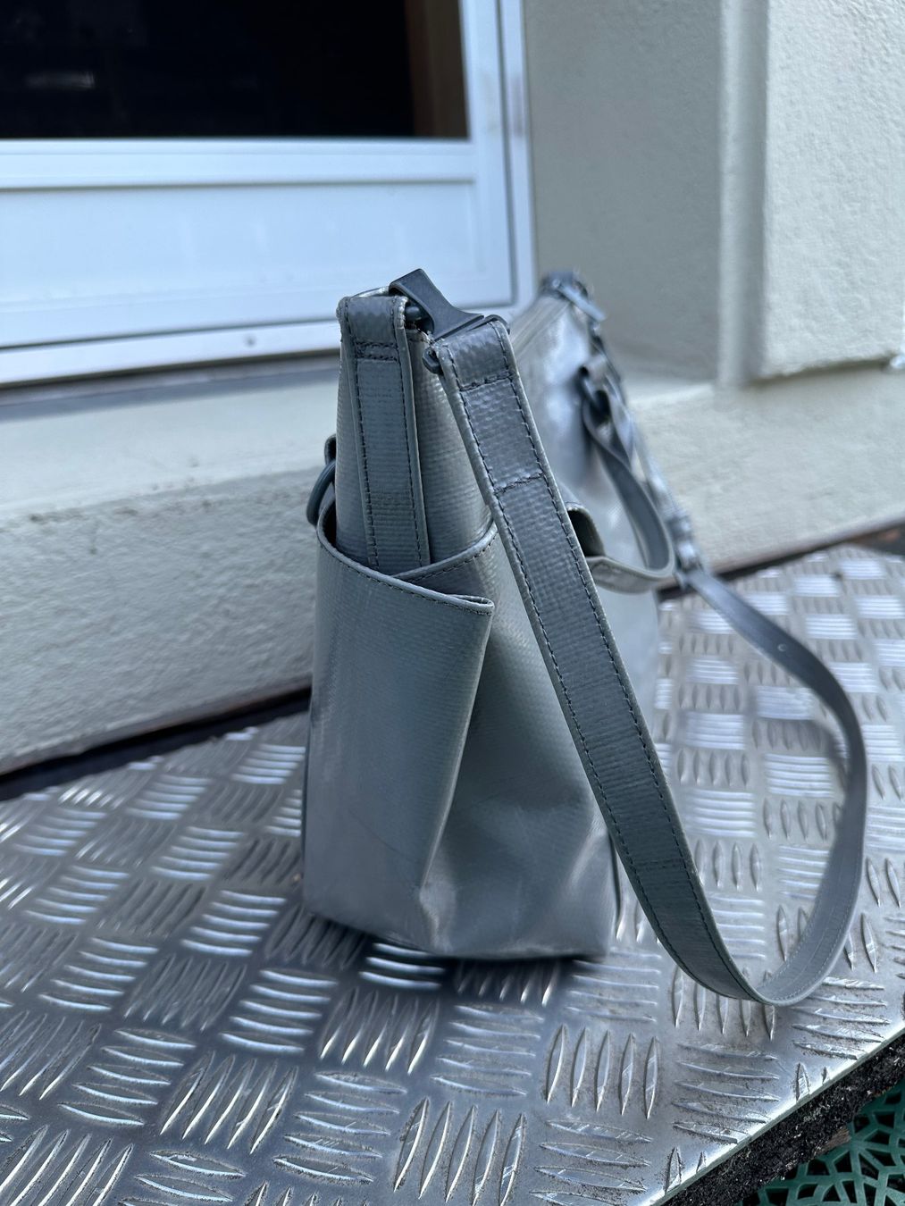 Freitag Taschen für Damen: Freitag Tasche R120 Austen – Gebraucht aus Gümmenen von FelizitasHermann 4