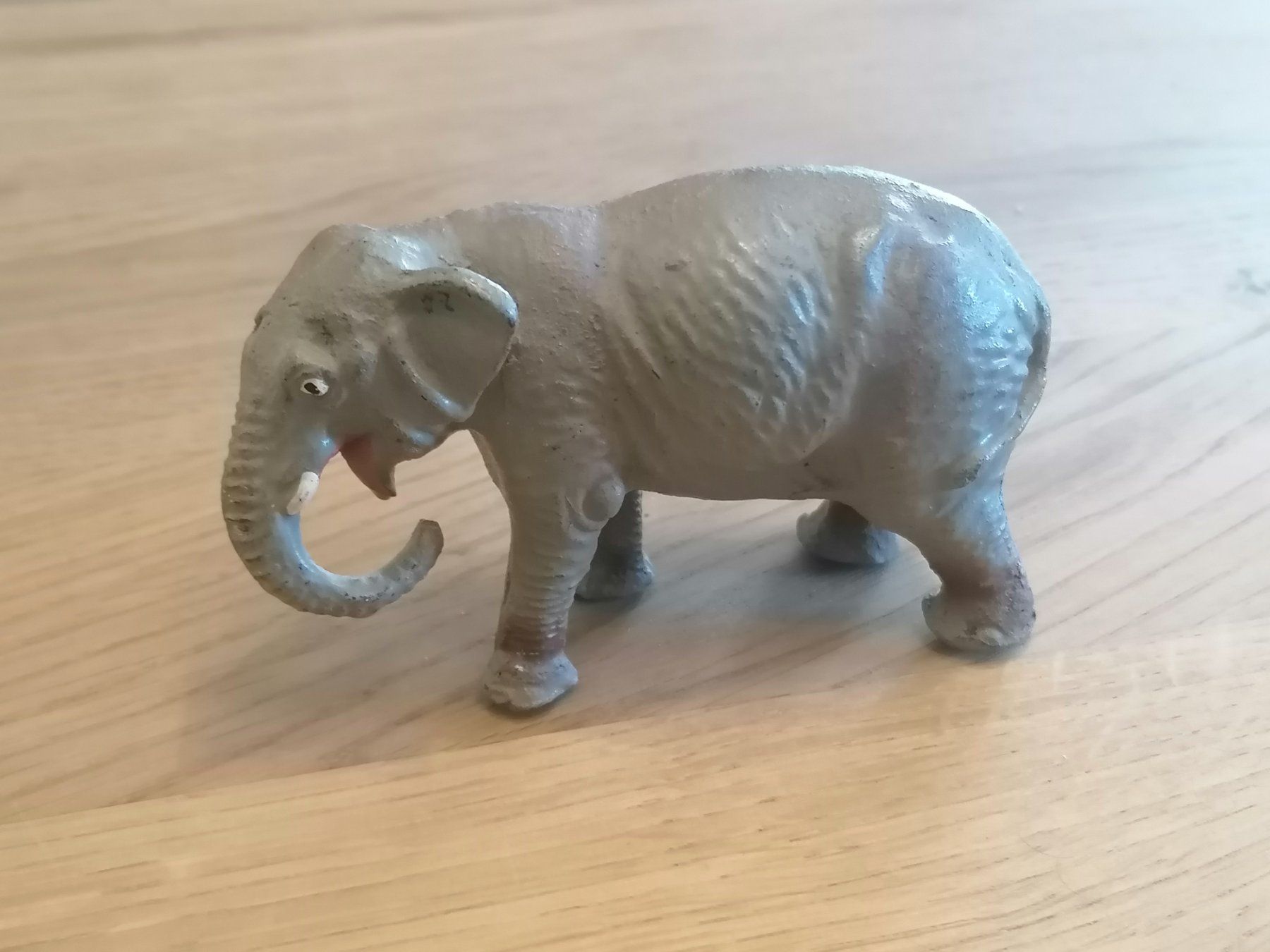 Elastolin Spielzeuge: Elastolin Tierfigur Elefant 2 – Gebraucht aus Basel von vintagecollector