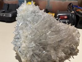 Bergkristall geod Rohsteine Sammlung Dekoration 24cm