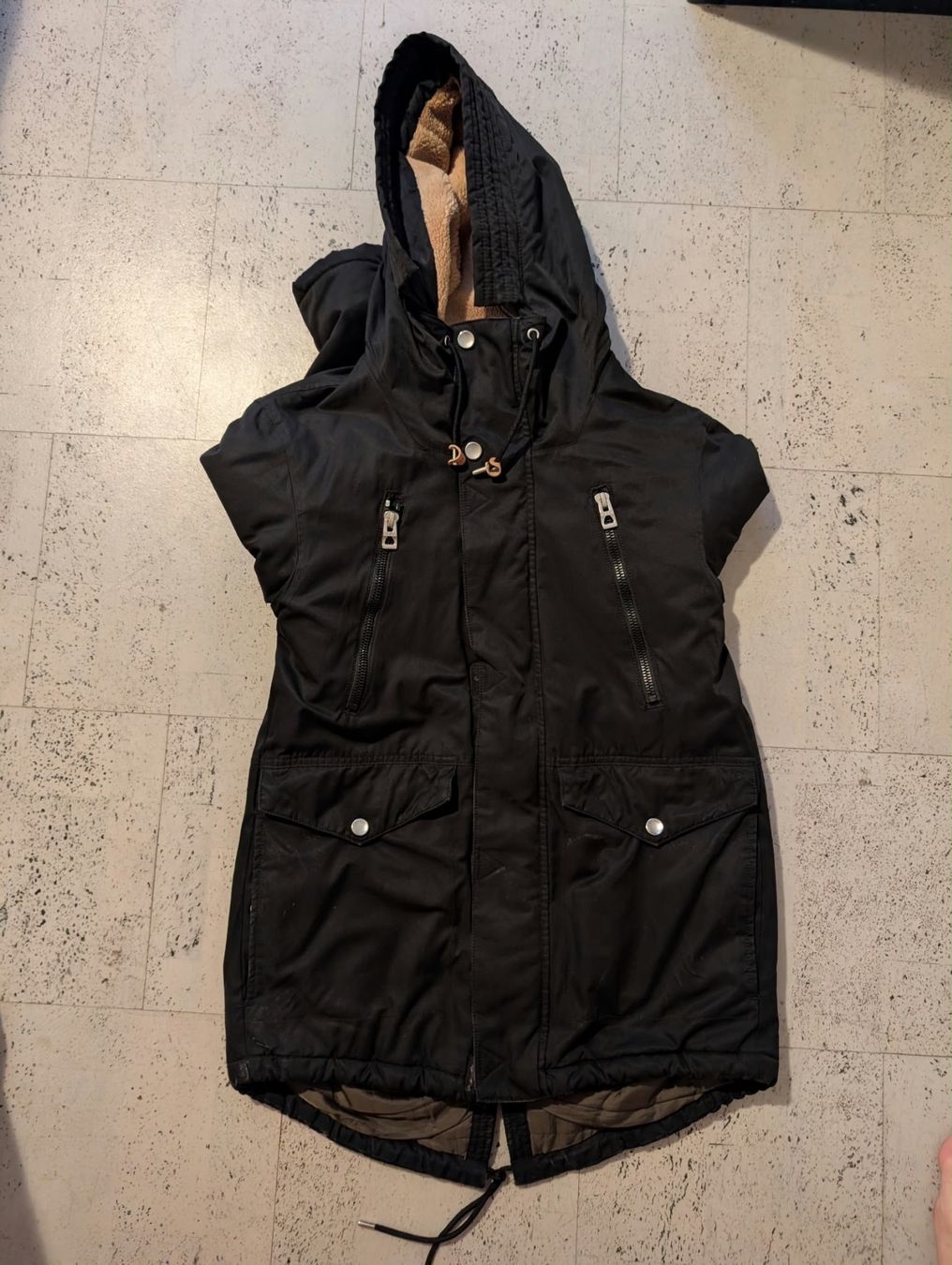 Vestes: EDC Jacke Schwarz Grösse M – D'occasion à Visperterminen par lgresell 2