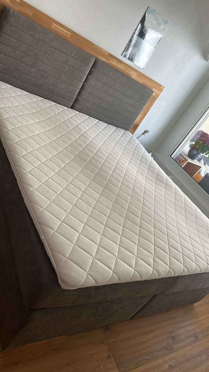 Letti: Boxspringbett – Usato da Davos Platz venduto da boom62