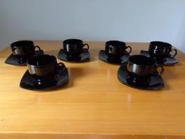 *** neu *** Tassen mit Unterteller Total 12 Teile *** neu***