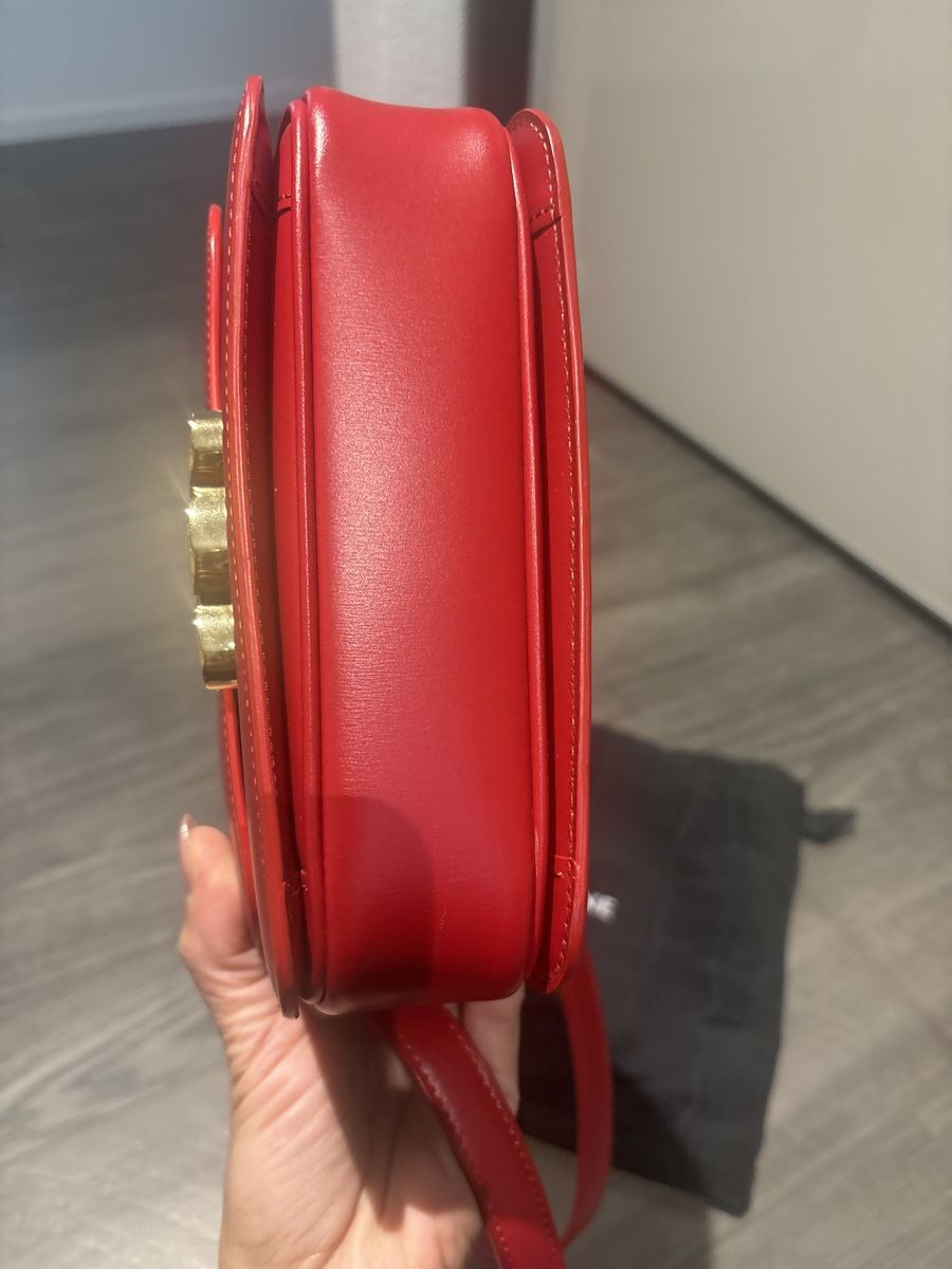 Celine Borse da donna: Sac Celine Triomphe rouge magnifique – Nuovo (secondo la descrizione) da Pieterlen venduto da tha_q8qg 8